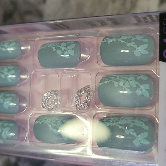 imPress Press-on Manicure nails Price Firm - Picture 3 of 9